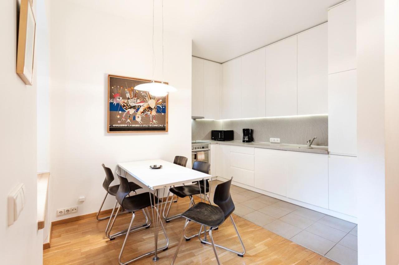 Saint John 2 Bedroom Cottage By Reside Baltic ヴィリニュス エクステリア 写真